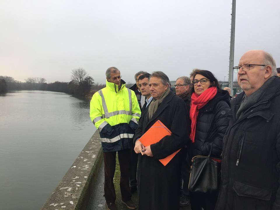 visite-de-gerald-darmanin-a-la-plateforme-multimodale-de-longueil-sainte-marie-1